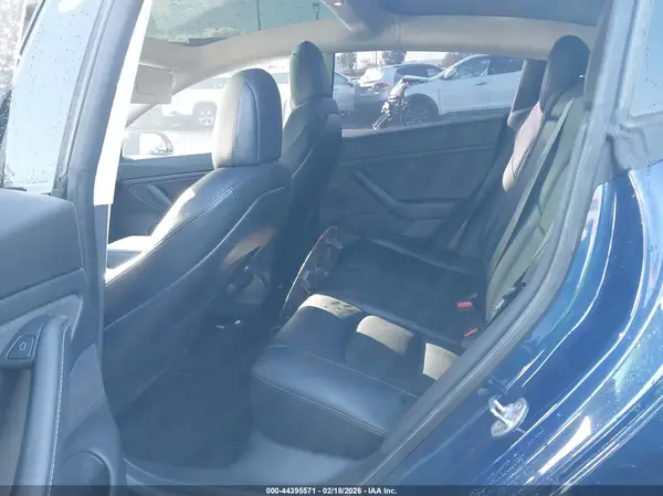 5YJ3E1EB8MF937801 2021 TESLA MODEL 3 - Image 8