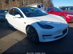 5YJ3E1EB8MF938026 2021 TESLA MODEL 3