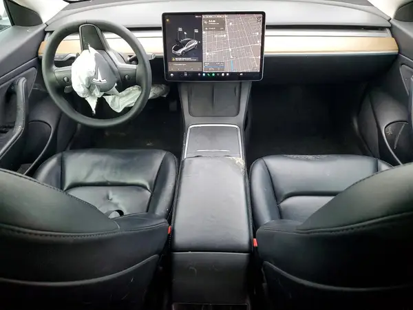5YJ3E1EB8MF938186 2021 TESLA MODEL 3 - Image 8