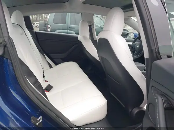5YJ3E1EB8MF975433 2021 TESLA MODEL 3 - Image 8