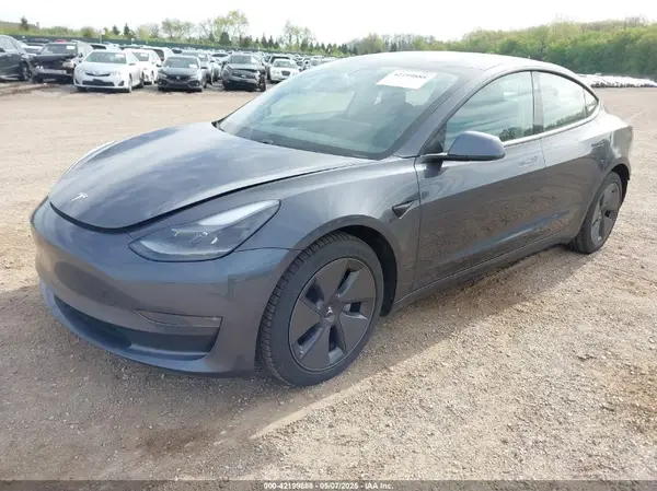 5YJ3E1EB8MF979224 2021 TESLA MODEL 3 - Image 2