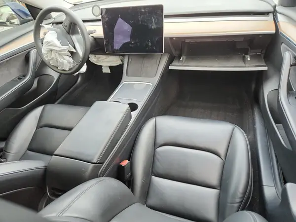 5YJ3E1EB8MF988196 2021 TESLA MODEL 3 - Image 8