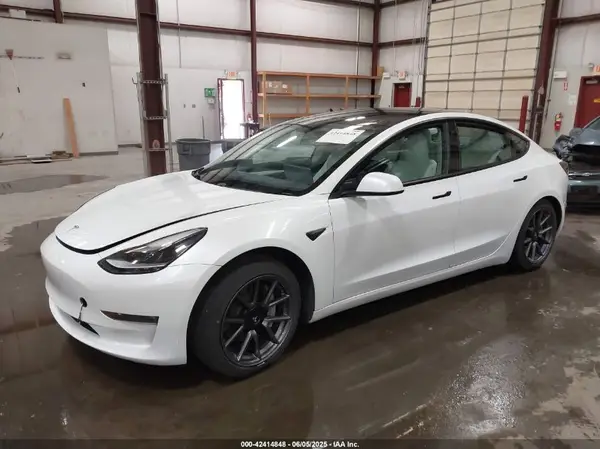 5YJ3E1EB8MF995908 2021 TESLA MODEL 3 - Image 2