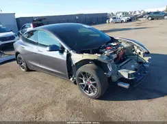 5YJ3E1EB8MF995925 2021 TESLA MODEL 3