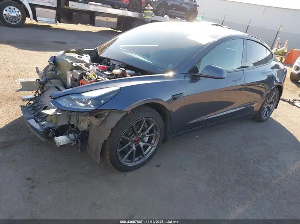 5YJ3E1EB8MF995925 2021 TESLA MODEL 3 - Image 2