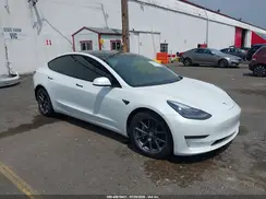 5YJ3E1EB8MF997982 2021 TESLA MODEL 3