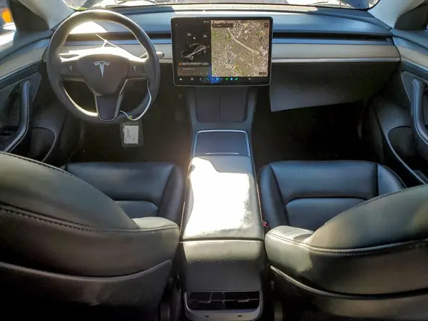 5YJ3E1EB8MF998890 2021 TESLA MODEL 3 - Image 8