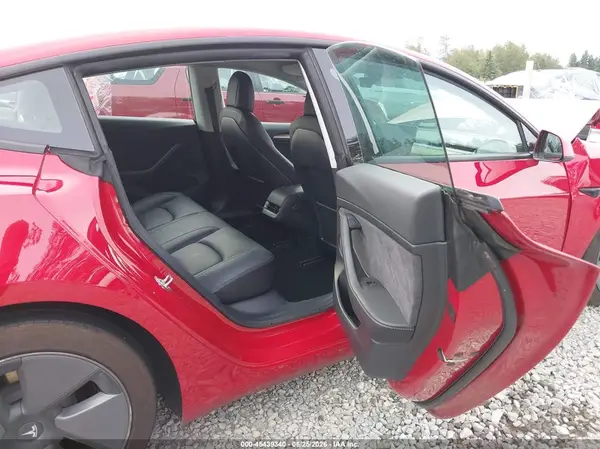 5YJ3E1EB8MF999053 2021 TESLA MODEL 3 - Image 8