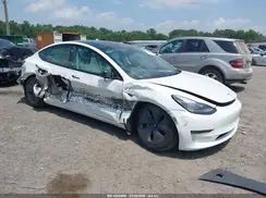 5YJ3E1EB8NF108843 2022 TESLA MODEL 3