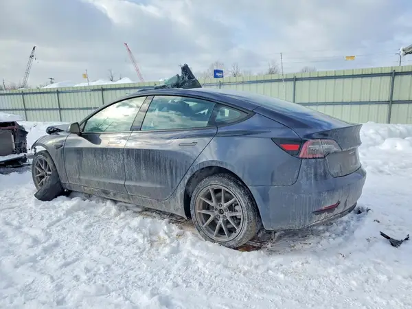 5YJ3E1EB8NF112312 2022 TESLA MODEL 3 - Image 2
