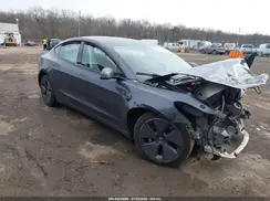 5YJ3E1EB8NF112813 2022 TESLA MODEL 3
