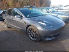 5YJ3E1EB8NF118661 2022 TESLA MODEL 3