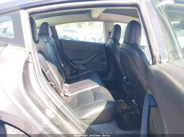 5YJ3E1EB8NF125349 2022 TESLA MODEL 3 - Image 8