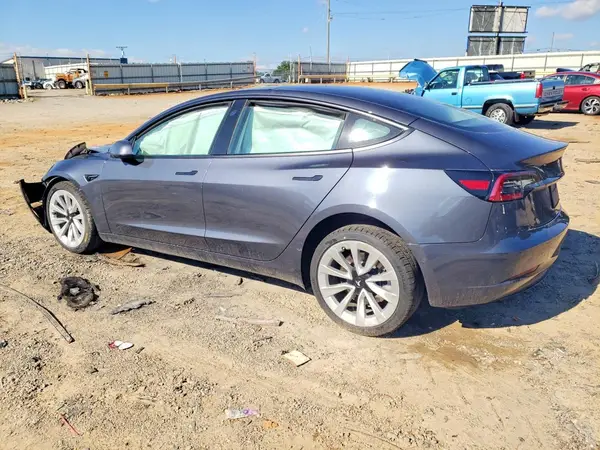5YJ3E1EB8NF127344 2022 TESLA MODEL 3 - Image 2