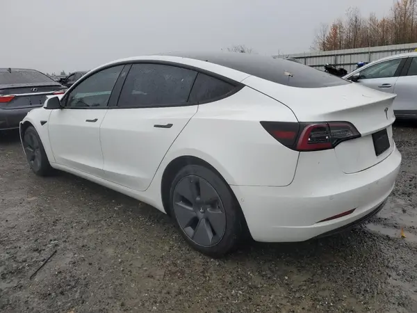 5YJ3E1EB8NF127540 2022 TESLA MODEL 3 - Image 2
