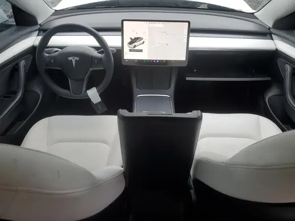 5YJ3E1EB8NF127540 2022 TESLA MODEL 3 - Image 8