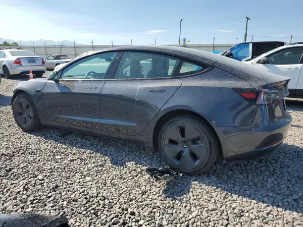 5YJ3E1EB8NF135878 2022 TESLA MODEL 3 - Image 2