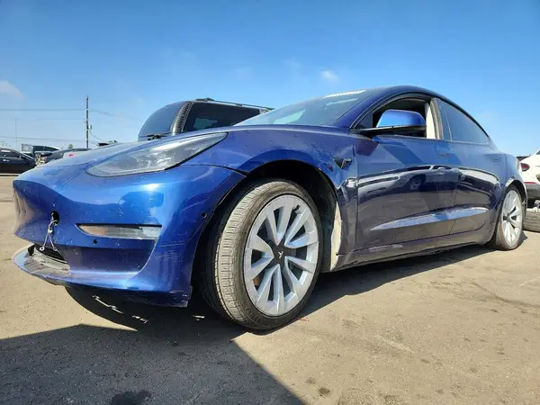 5YJ3E1EB8NF143088 2022 TESLA MODEL 3 - Image 1