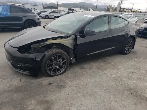 5YJ3E1EB8NF147304 2022 TESLA MODEL 3 - Image 1
