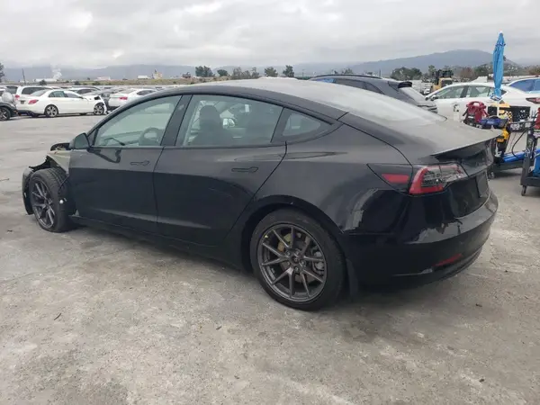 5YJ3E1EB8NF147304 2022 TESLA MODEL 3 - Image 2