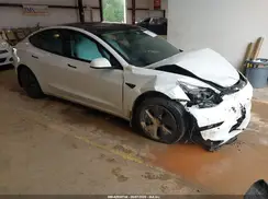 5YJ3E1EB8NF152275 2022 TESLA MODEL 3