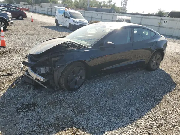5YJ3E1EB8NF165110 2022 TESLA MODEL 3 - Image 1