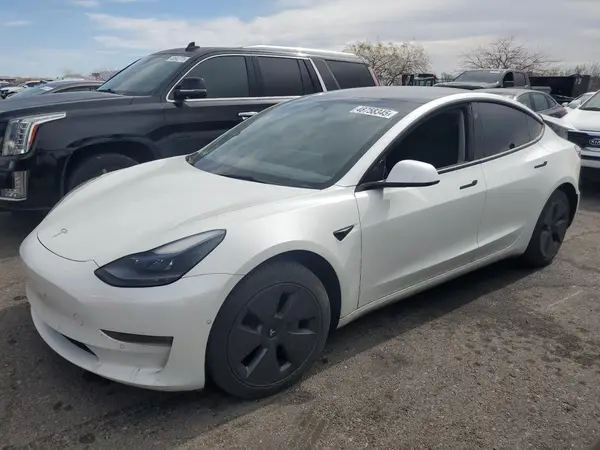 5YJ3E1EB8NF169819 2022 TESLA MODEL 3 - Image 1