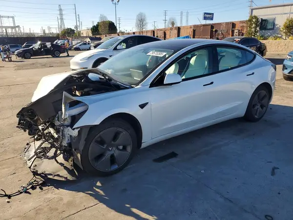 5YJ3E1EB8NF175426 2022 TESLA MODEL 3 - Image 1