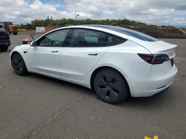 5YJ3E1EB8NF179573 2022 TESLA MODEL 3 - Image 2