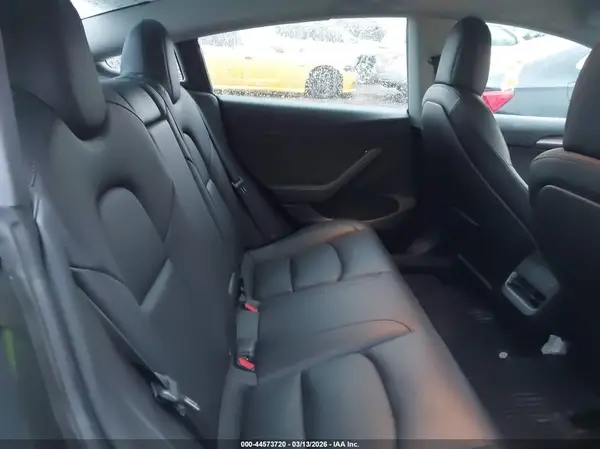 5YJ3E1EB8NF180187 2022 TESLA MODEL 3 - Image 8