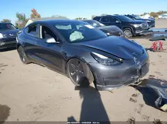 5YJ3E1EB8NF180285 2022 TESLA MODEL 3