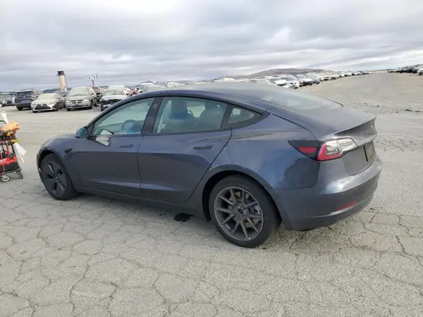 5YJ3E1EB8NF183722 2022 TESLA MODEL 3 - Image 2