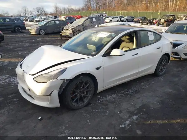5YJ3E1EB8NF183736 2022 TESLA MODEL 3 - Image 2