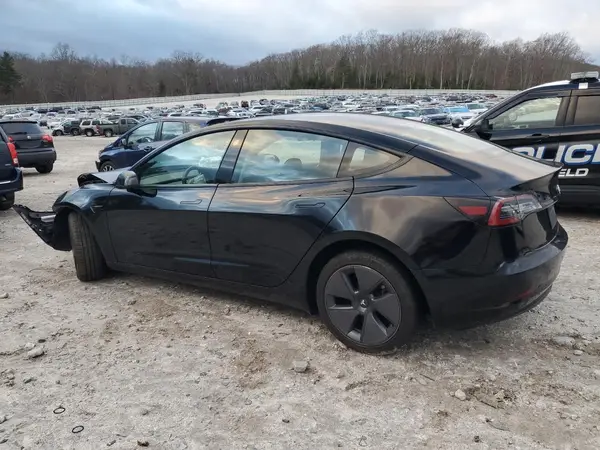 5YJ3E1EB8NF186930 2022 TESLA MODEL 3 - Image 2