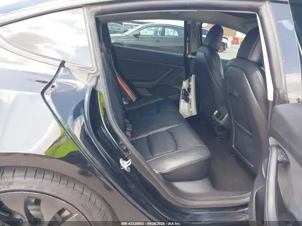 5YJ3E1EB8NF188578 2022 TESLA MODEL 3 - Image 8