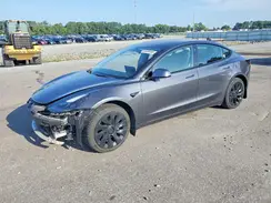 5YJ3E1EB8NF189732 2022 TESLA MODEL 3