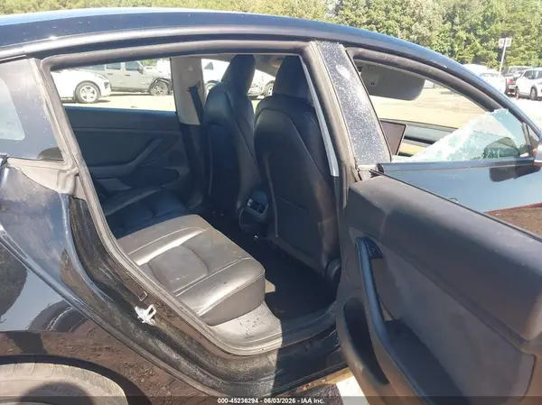 5YJ3E1EB8NF189813 2022 TESLA MODEL 3 - Image 8