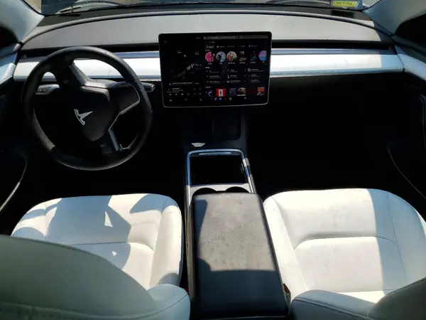 5YJ3E1EB8NF195644 2022 TESLA MODEL 3 - Image 8