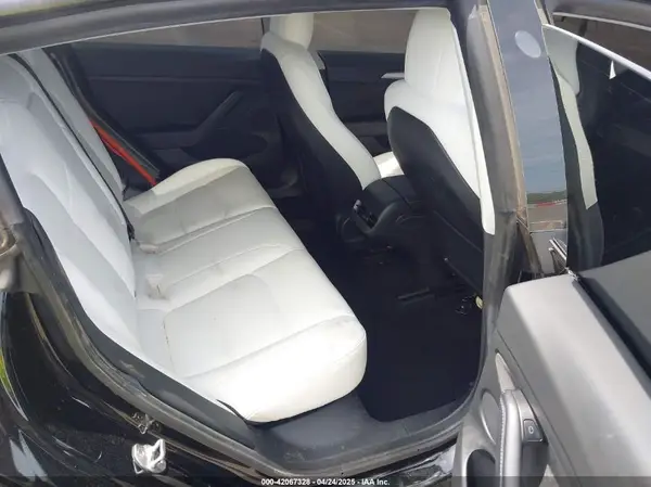 5YJ3E1EB8NF197023 2022 TESLA MODEL 3 - Image 8