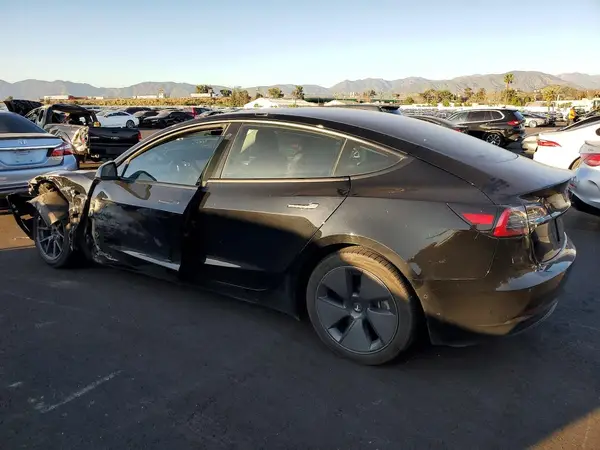 5YJ3E1EB8NF202866 2022 TESLA MODEL 3 - Image 2