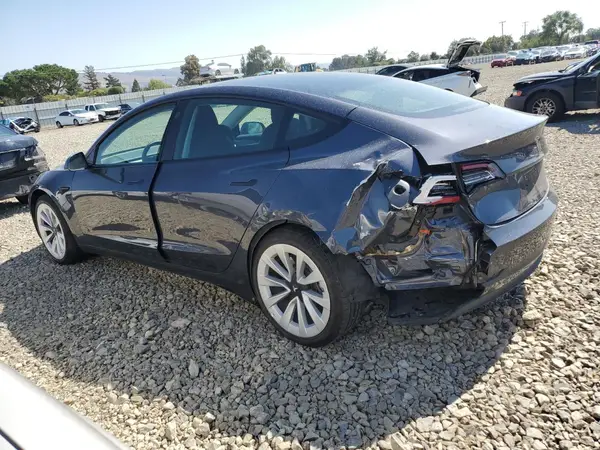 5YJ3E1EB8NF204312 2022 TESLA MODEL 3 - Image 2