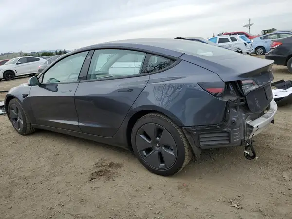 5YJ3E1EB8NF207145 2022 TESLA MODEL 3 - Image 2