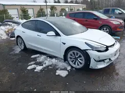 5YJ3E1EB8NF210062 2022 TESLA MODEL 3