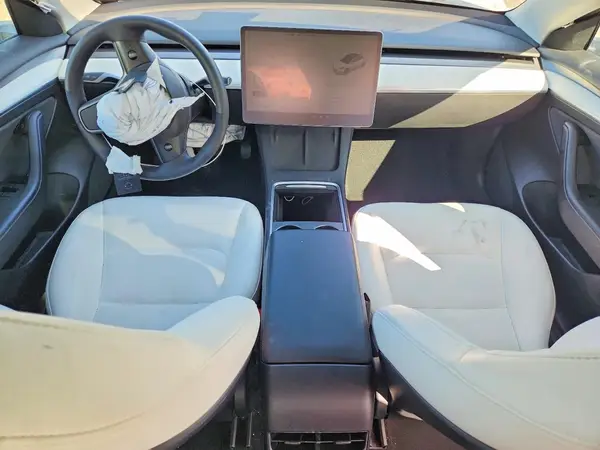 5YJ3E1EB8NF233132 2022 TESLA MODEL 3 - Image 8