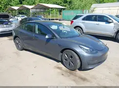 5YJ3E1EB8NF239996 2022 TESLA MODEL 3