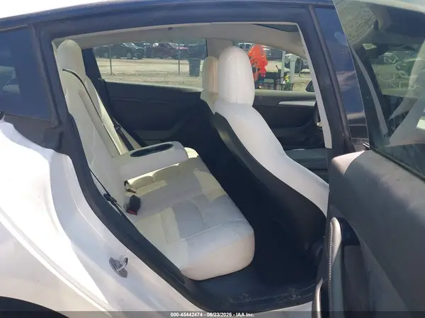 5YJ3E1EB8NF244390 2022 TESLA MODEL 3 - Image 8