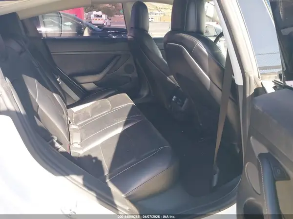 5YJ3E1EB8NF245944 2022 TESLA MODEL 3 - Image 8