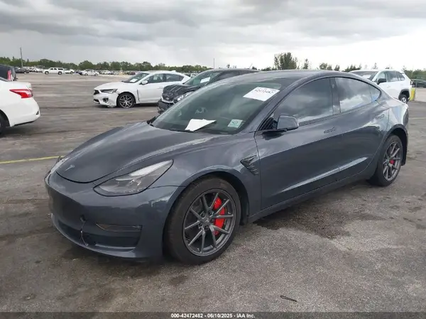 5YJ3E1EB8NF247242 2022 TESLA MODEL 3 - Image 2