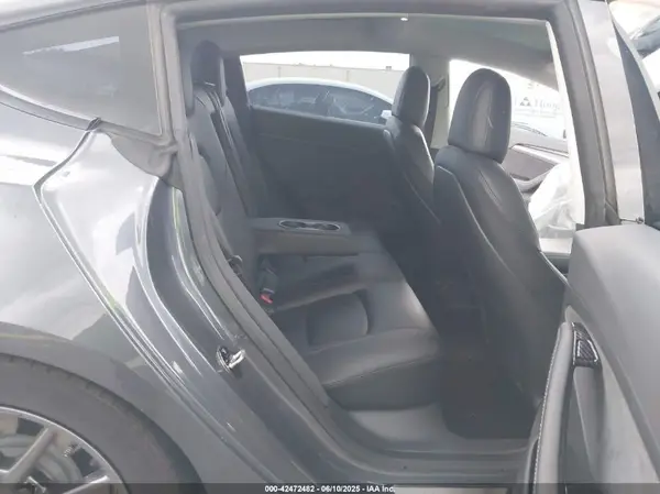 5YJ3E1EB8NF247242 2022 TESLA MODEL 3 - Image 8