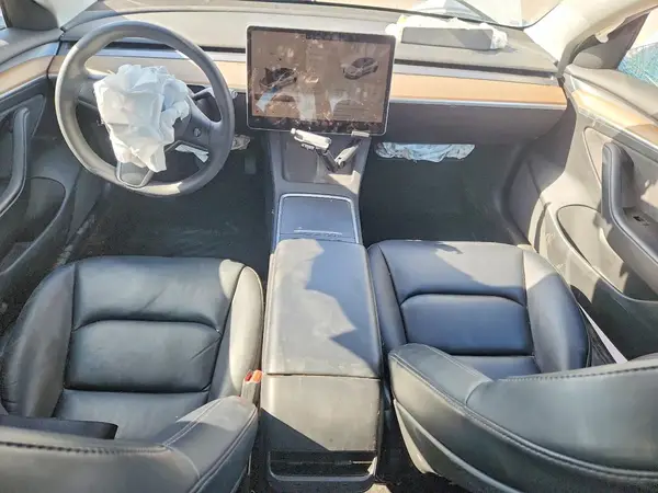 5YJ3E1EB8NF250383 2022 TESLA MODEL 3 - Image 8